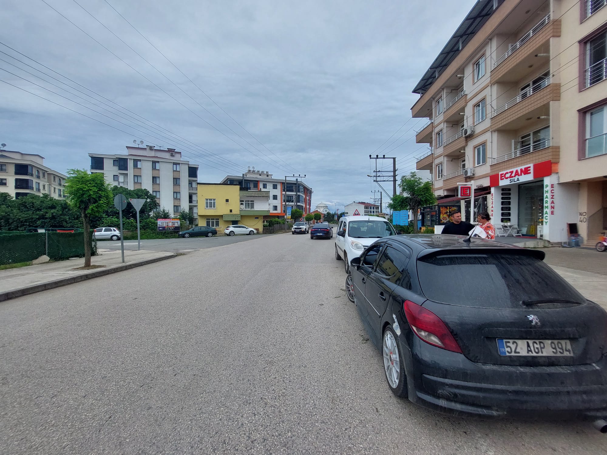 CUMHURİYET MAHALLESİNDE DENİZE ÇOK YAKIN 3+1 KİRALIK DAİRE